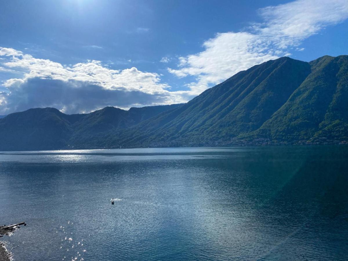 Paolo'S Home - Overlooking The Lake Colonno المظهر الخارجي الصورة